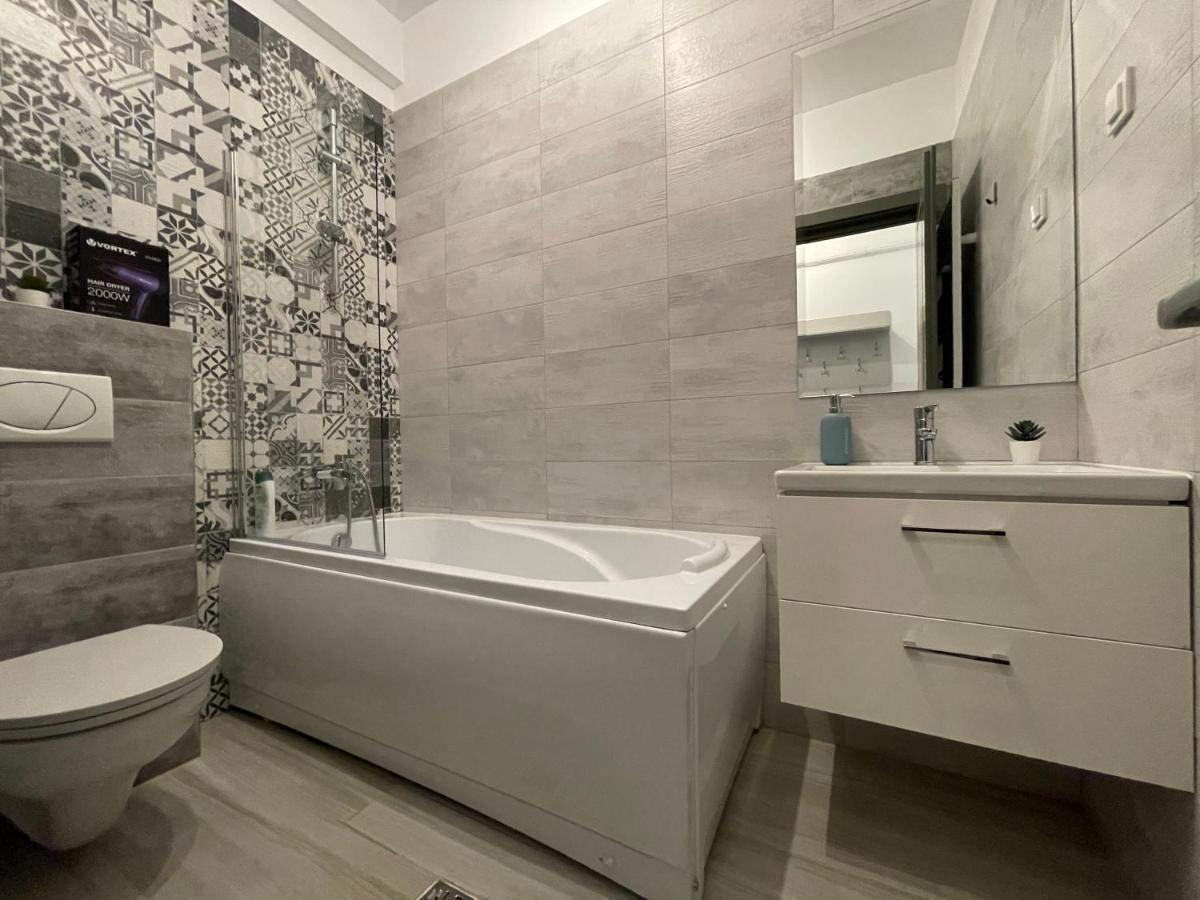 Luxury Apartment Iasi Exterior photo